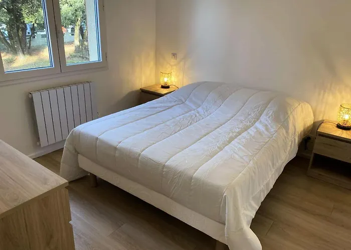 Résidence La Grande Combe - 149 - élégante Maison Rénovée Avec Goût Et Son Parc Verdoyant Mae-0101